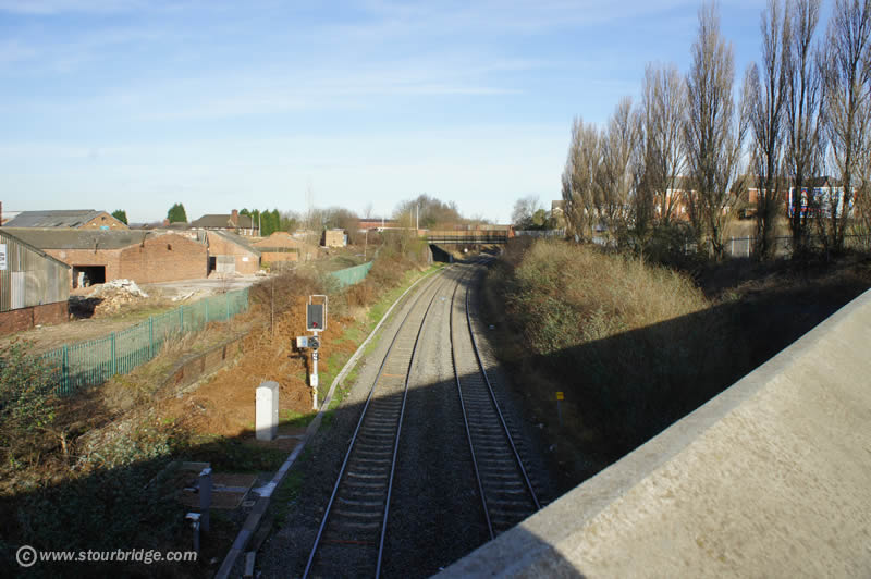 Let's reopen the Stourbridge to Brierley Hill railway line!